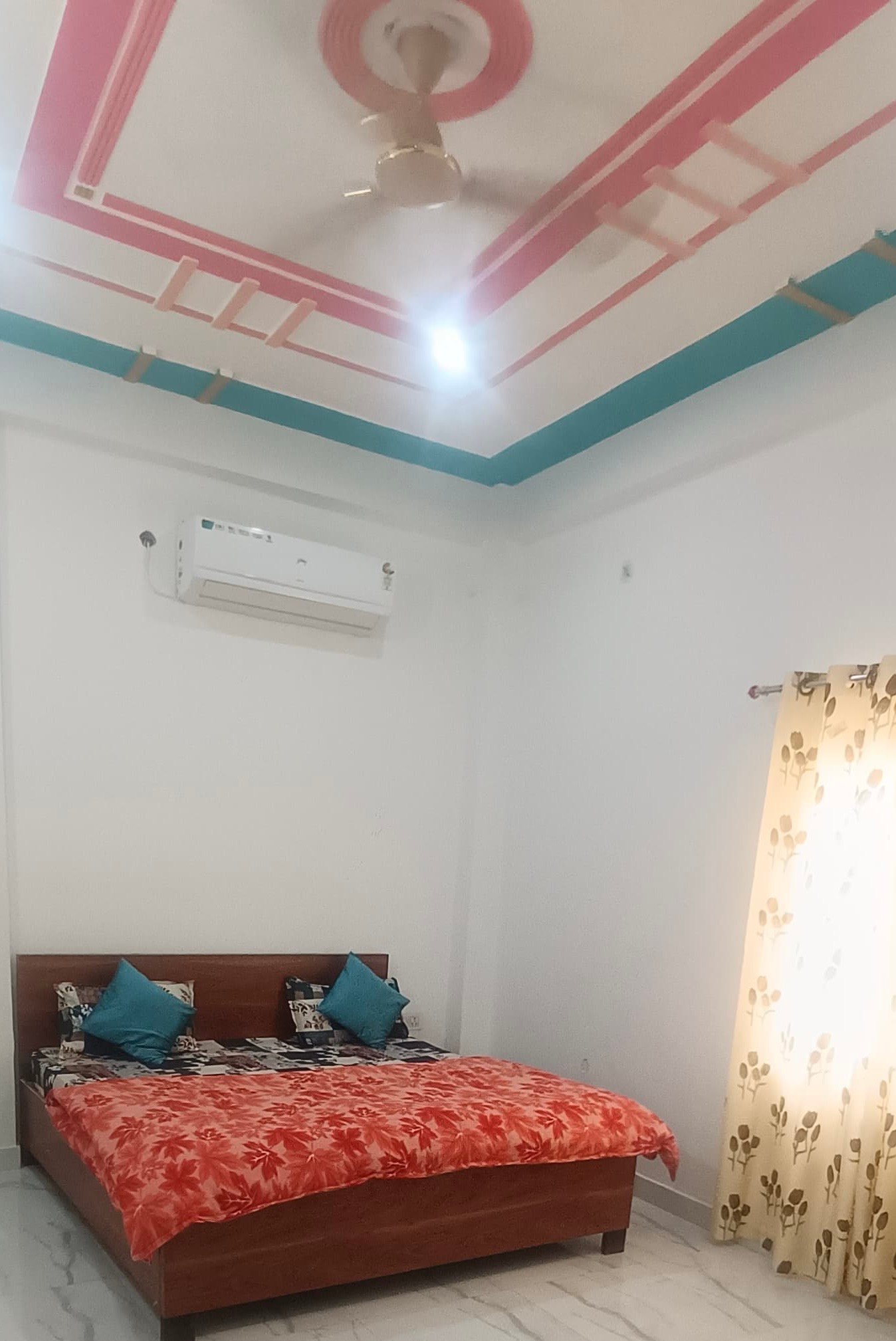 SHREE HARI PALACE