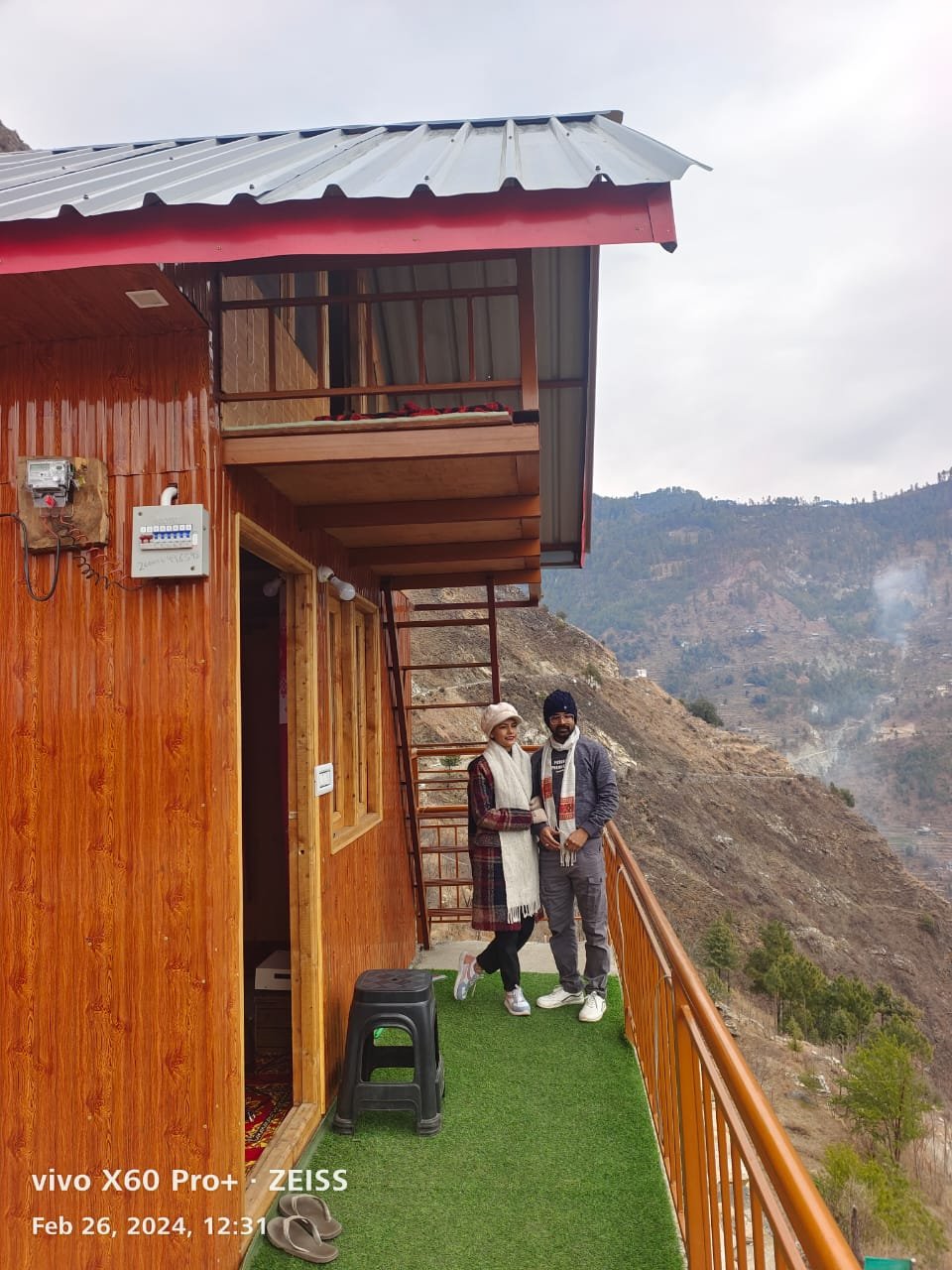 Tirthan Mountain Stay