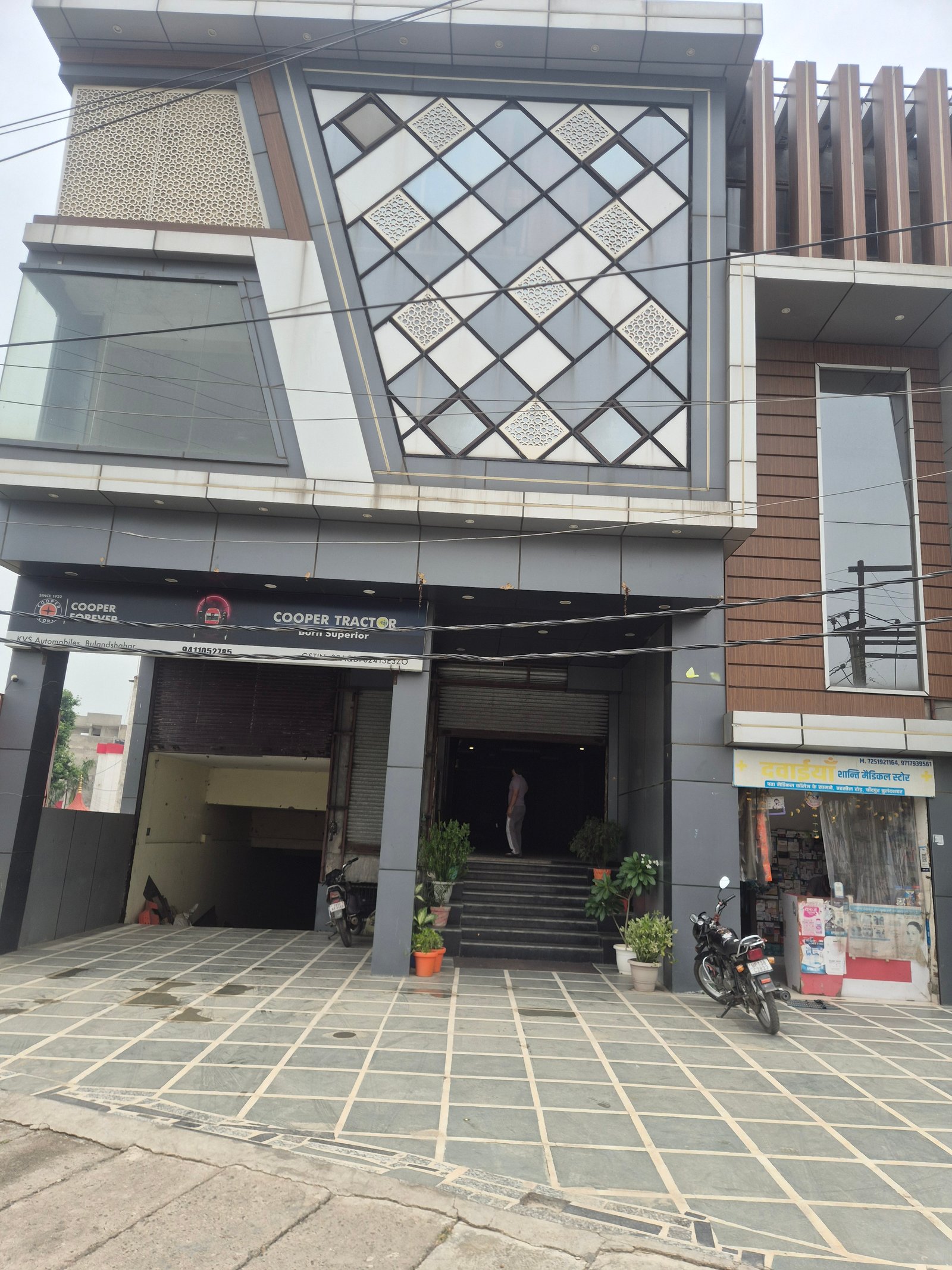 KVS RESIDENCY