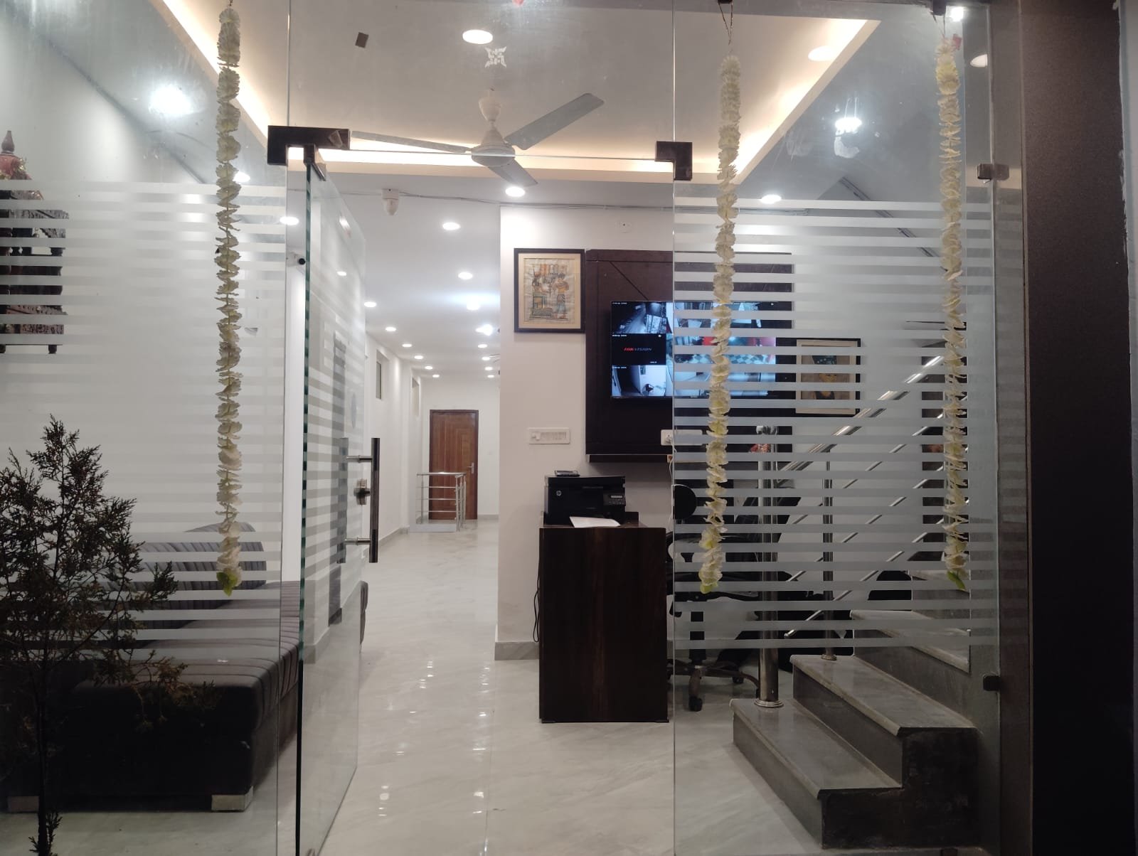 Hotel jbk inn
