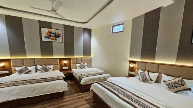 Deluxe suite premium standard