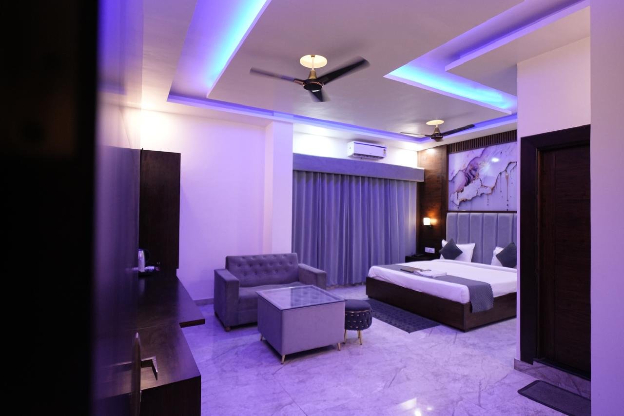 Suite - Suite Room