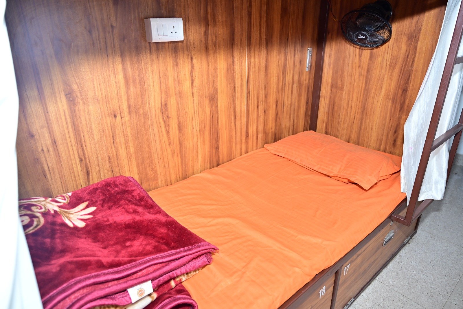 Non-AC Dormitory Room - Non-AC Dormitory Room