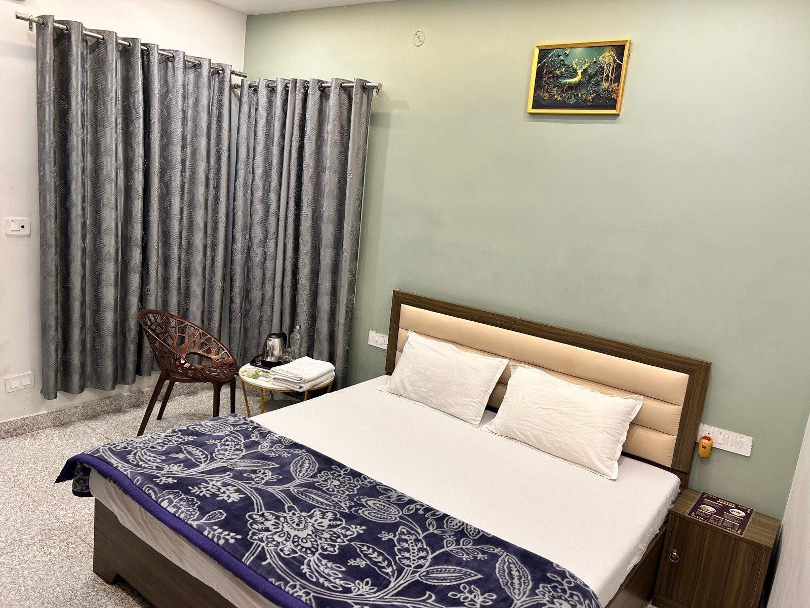 Deluxe suite premium standard